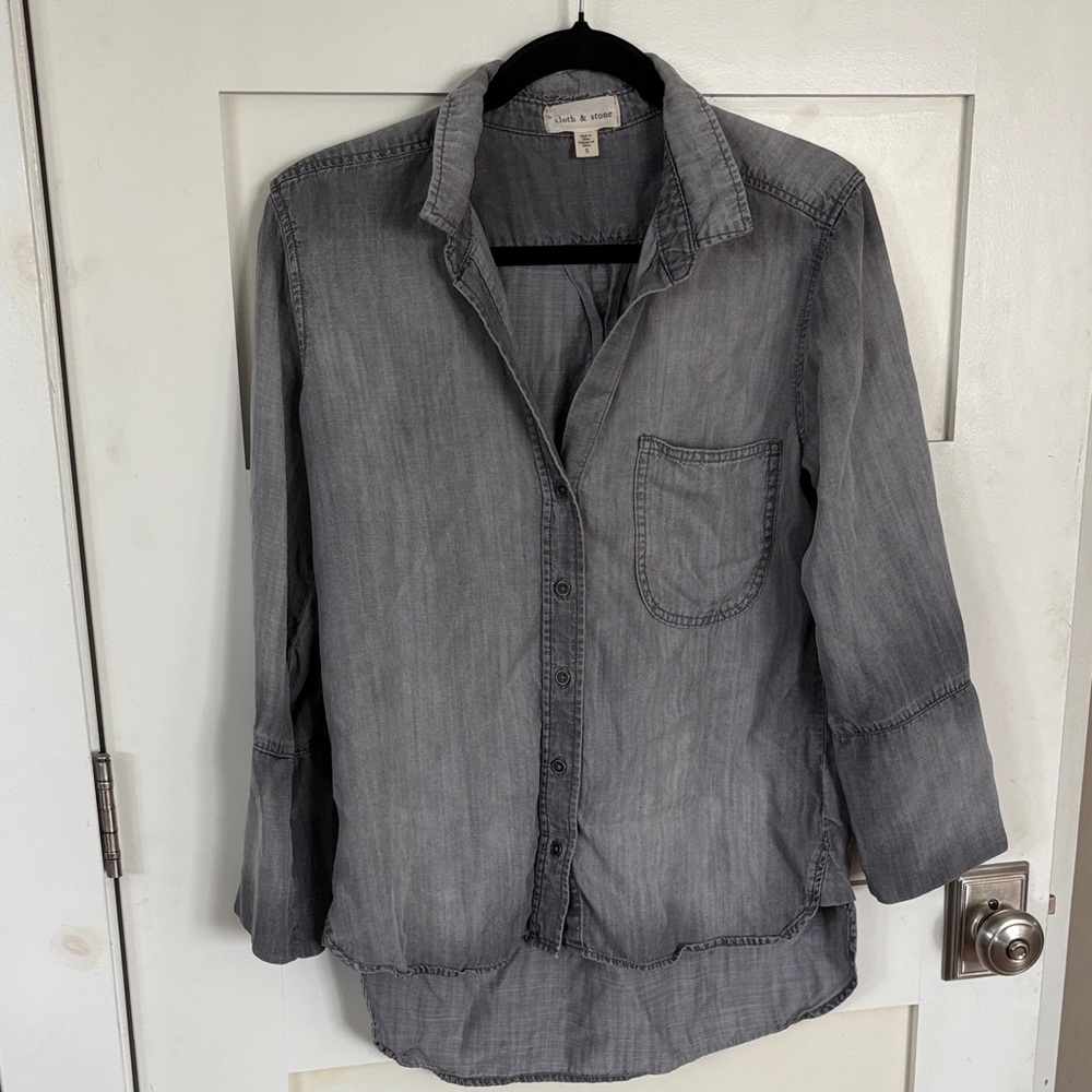 Cloth & Stone Muse Womens Stone Wash Button Down Shirt Gray Long Sleeve Size S